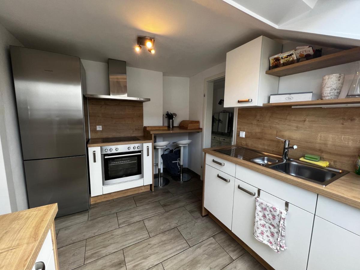 Ferienwohnung Schlueter Nußloch Екстериор снимка