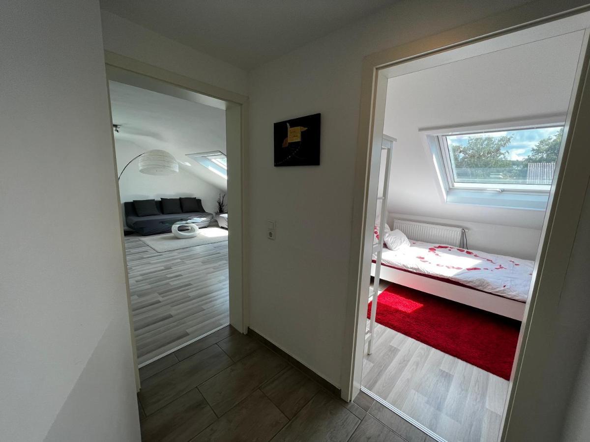 Ferienwohnung Schlueter Nußloch Екстериор снимка