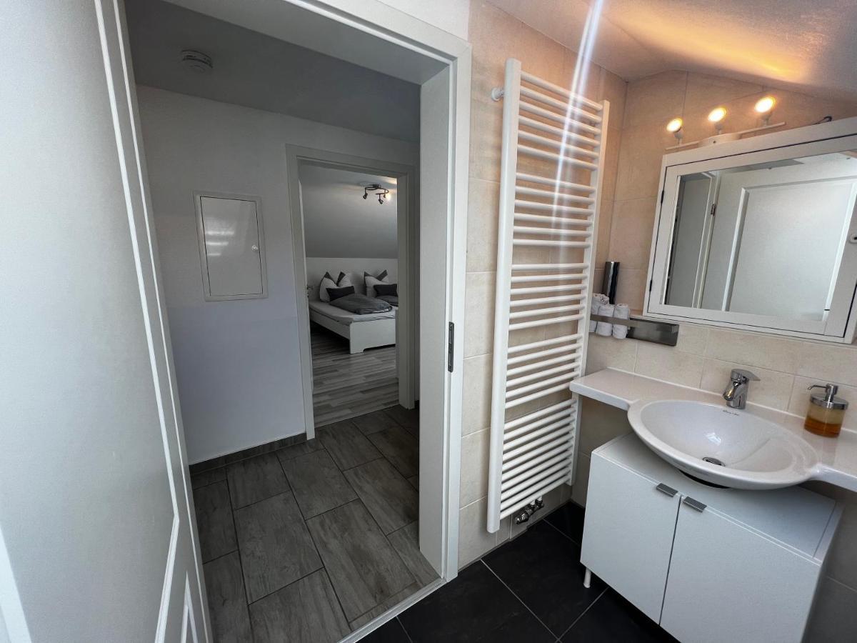 Ferienwohnung Schlueter Nußloch Екстериор снимка